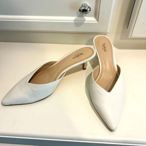 Botkier mules white sz 8